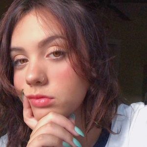 Meet your Posher, Giovana